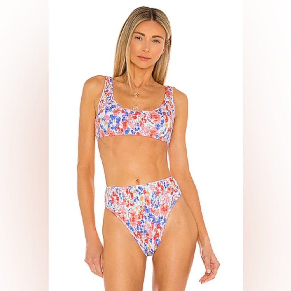 L*Space Izzie medium top & Barlette large bottom Flowers Forever Floral Bikini